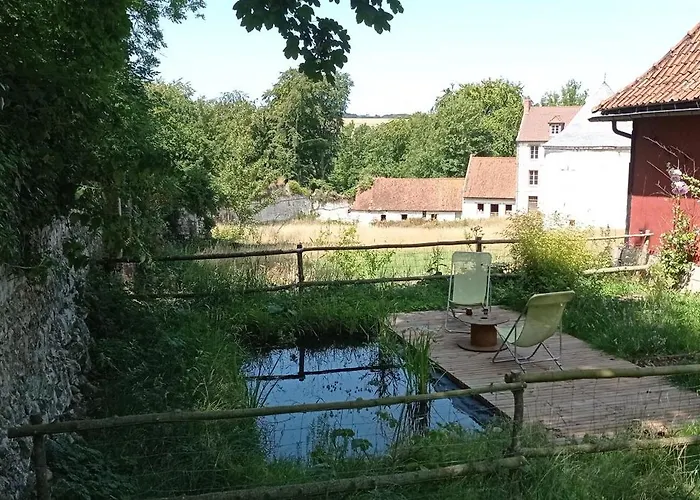 Bergerie Du Château Couette-café Alette